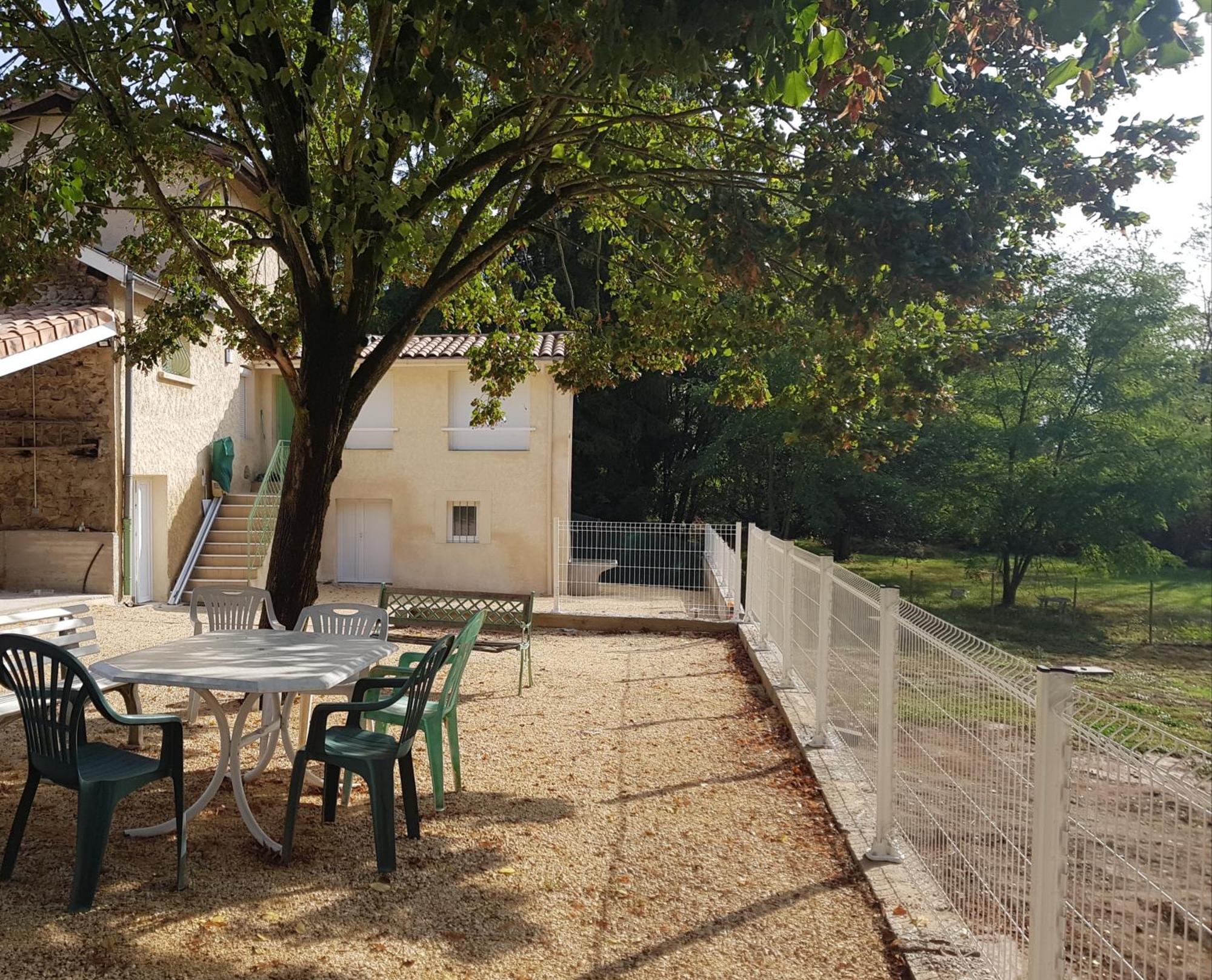 Le Gaspalette Saint-Uze Extérieur photo